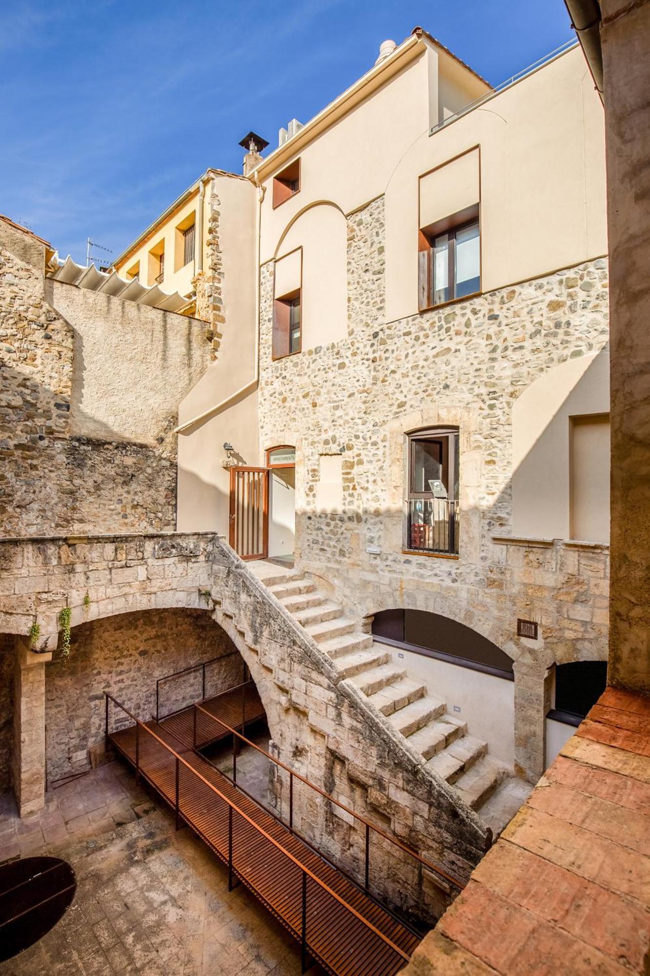 Can Cintet 21Nuevo Apartamento Moderno En Besalú Kültér fotó