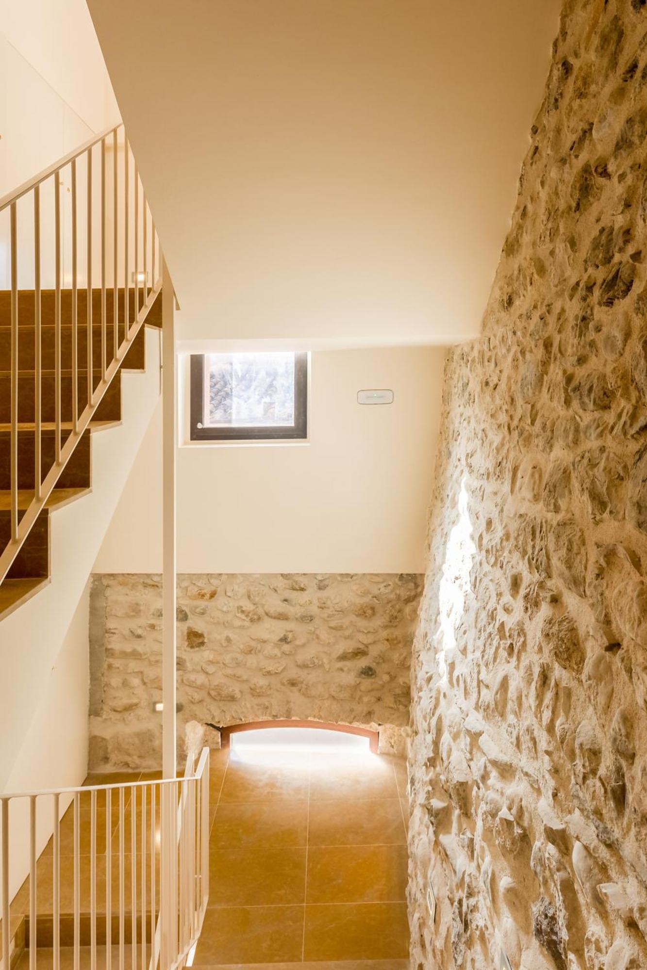 Can Cintet 21Nuevo Apartamento Moderno En Besalú Kültér fotó