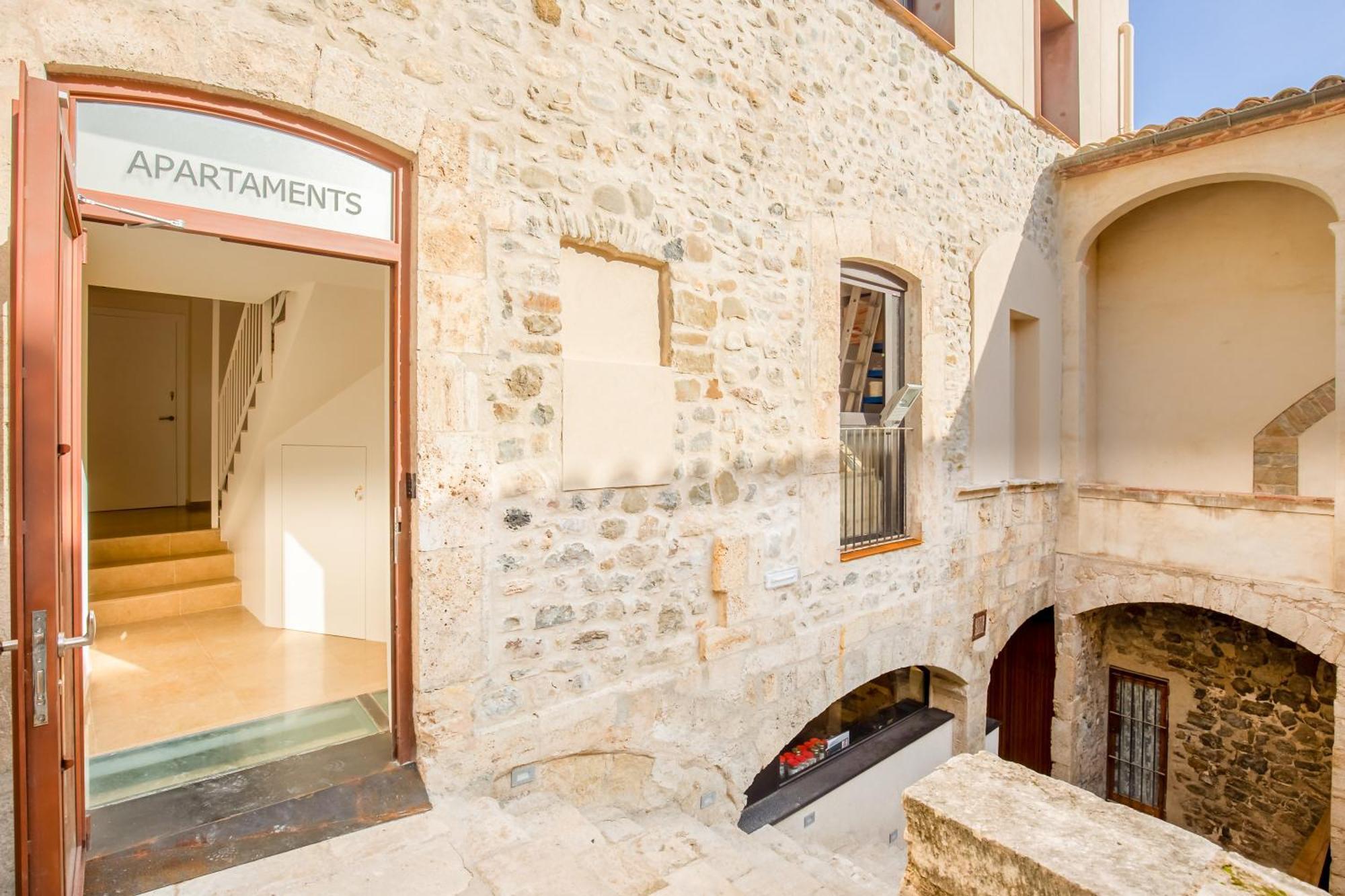 Can Cintet 21Nuevo Apartamento Moderno En Besalú Kültér fotó