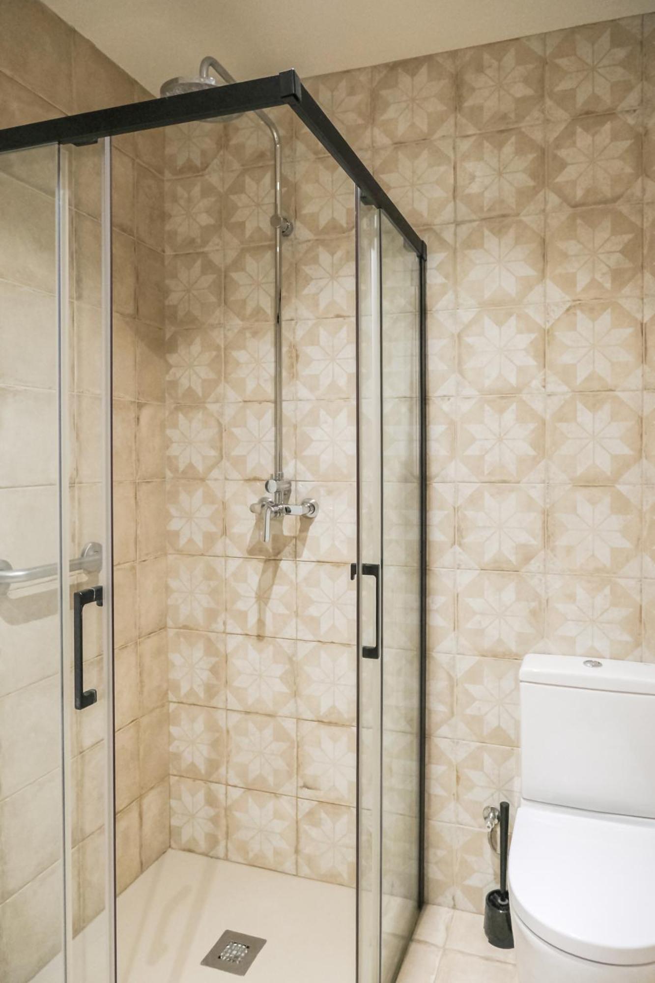 Can Cintet 21Nuevo Apartamento Moderno En Besalú Kültér fotó